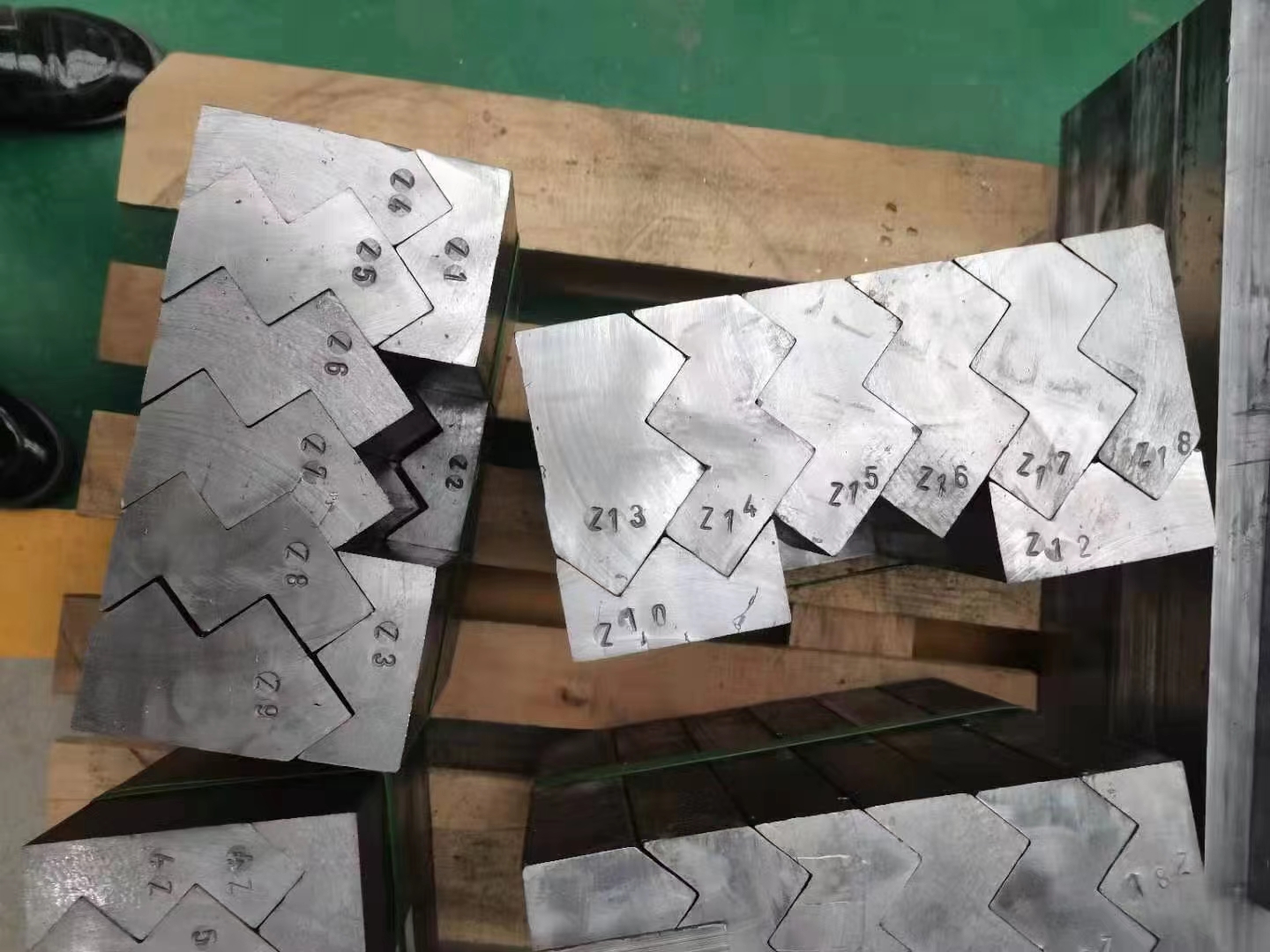 济宁工业配重铅块